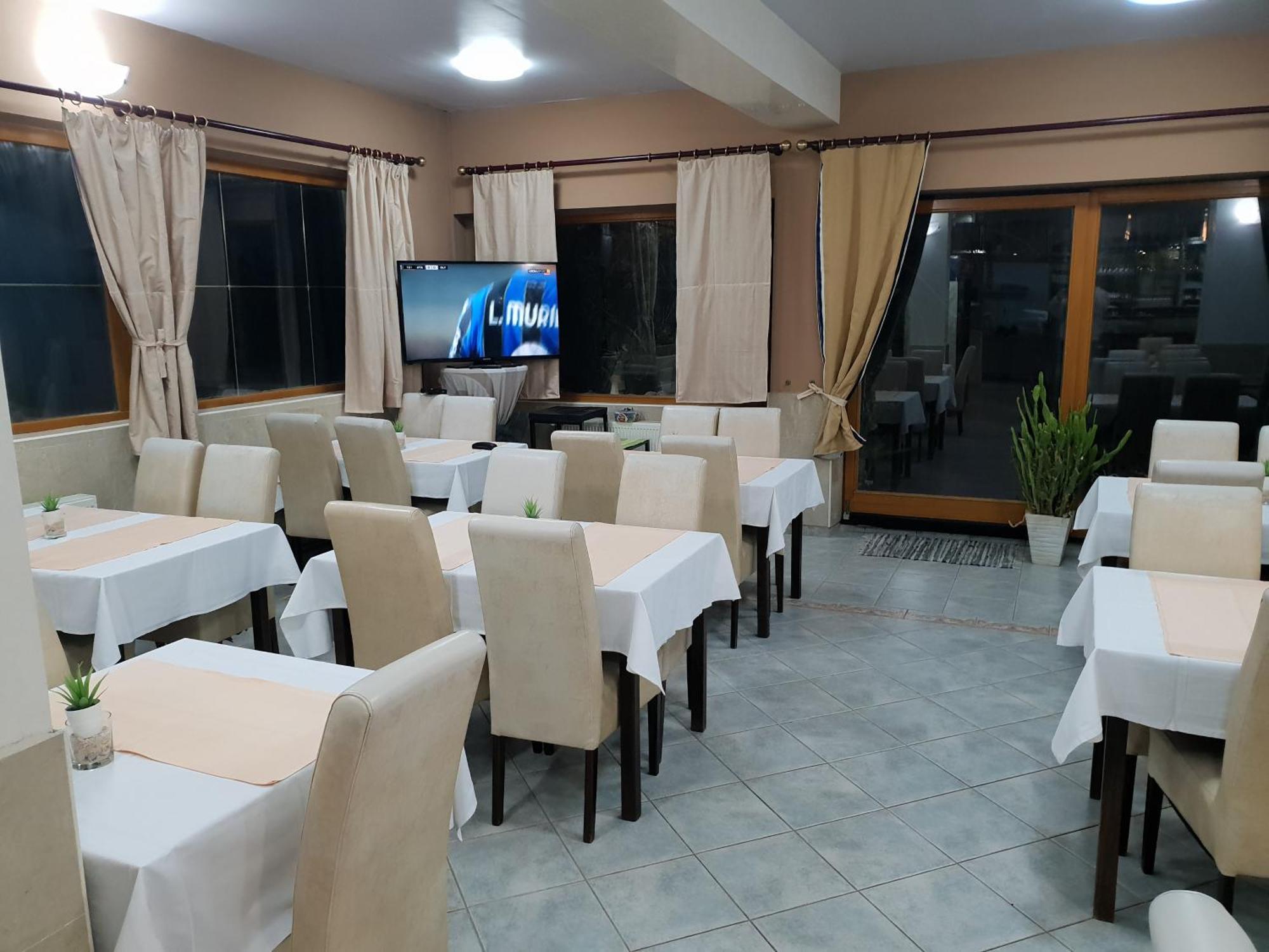 Pansion Laguna Metajna Kültér fotó